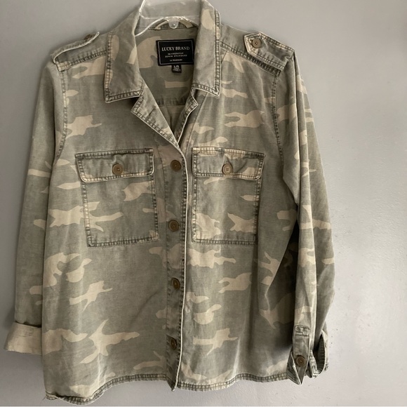 Lucky Brand Camo Shacket - Picture 1 of 3